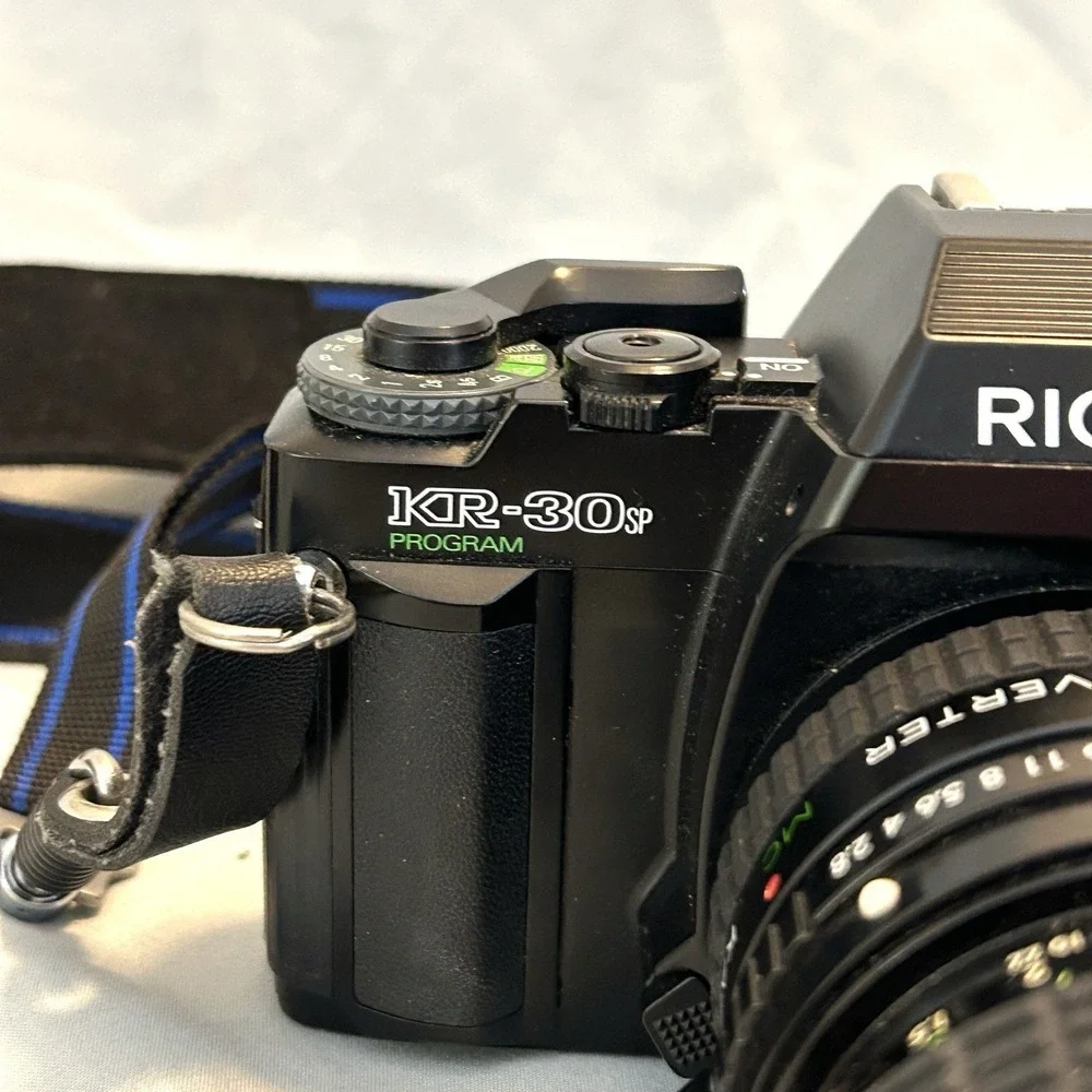 Ricoh KR-30SP 35mm SLR Film Camera Sigma 35-70mm Lens Converter Filter + WORKS